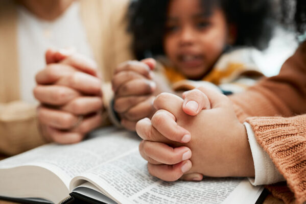 bible-hands-mother-praying-with-kid-siblings-prayer-support-hope-together-christianity-children-education-family-worship-woman-studying-reading-book-learning-god-religion (1)